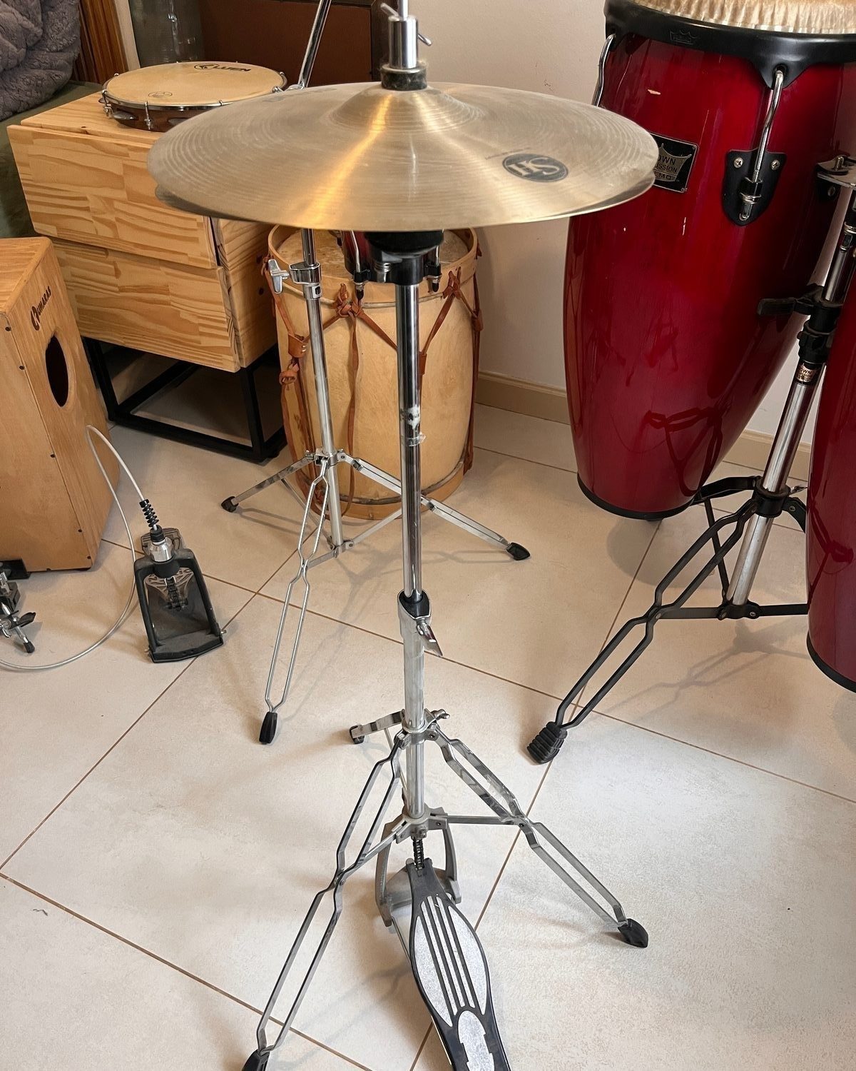 Hi Hat con pie.